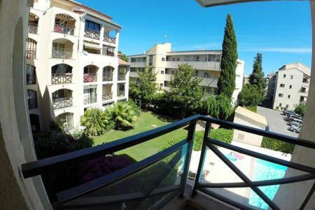 Apartmán Les Coralines Sainte-Maxime Exteriér fotografie
